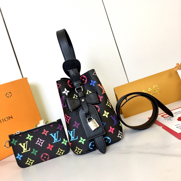 ルイヴィトンバッグ内部構造